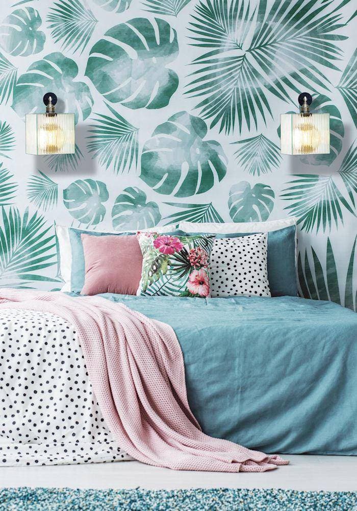 RIBBED GLASS WALL LIGHT - LUXURY INDOOR LIGHTING - THE LIGHT YARD