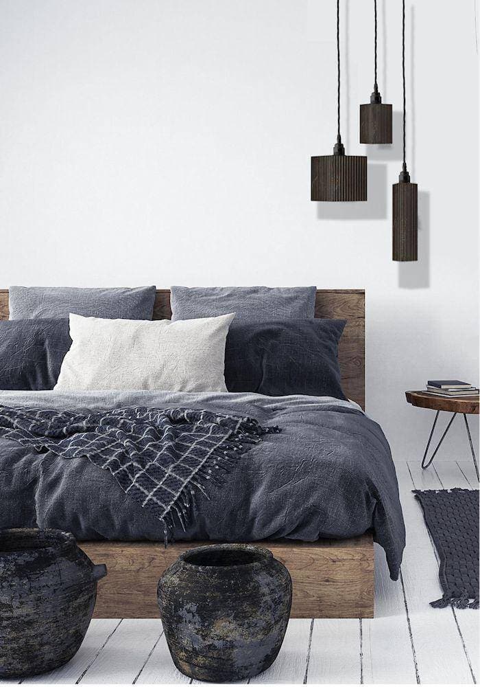 BLACK AND GOLD PENDANT LIGHT - HANGING CEILING LIGHT - SUSPENDED CEILING LIGHTING