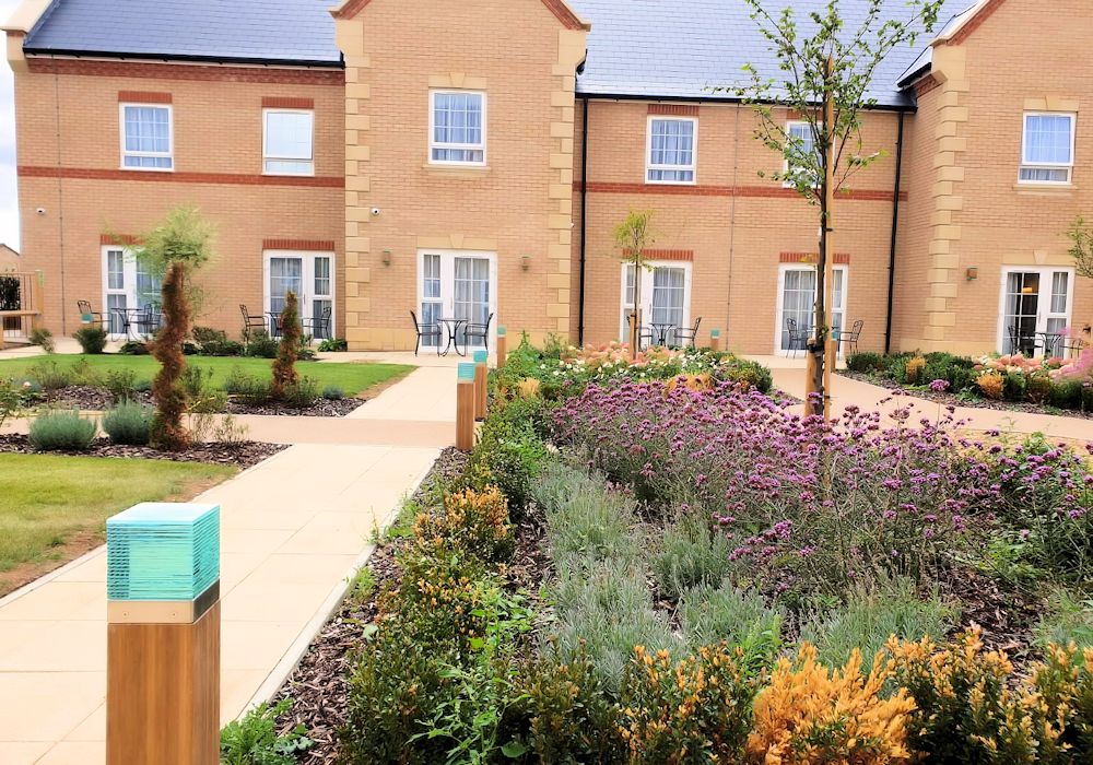 ECO CLASSIC BOLLARD LIGHT BY THE LIGHT YARD 