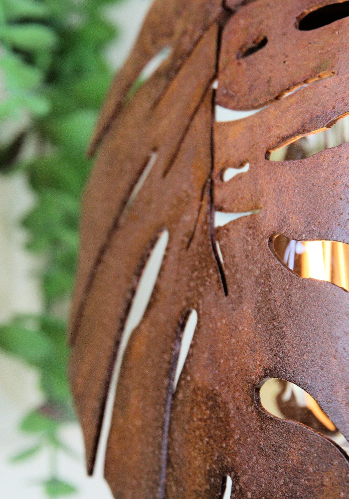 Monty Industrial Pendant Light For Contemporary Homes and Restaurants , Extreme close up