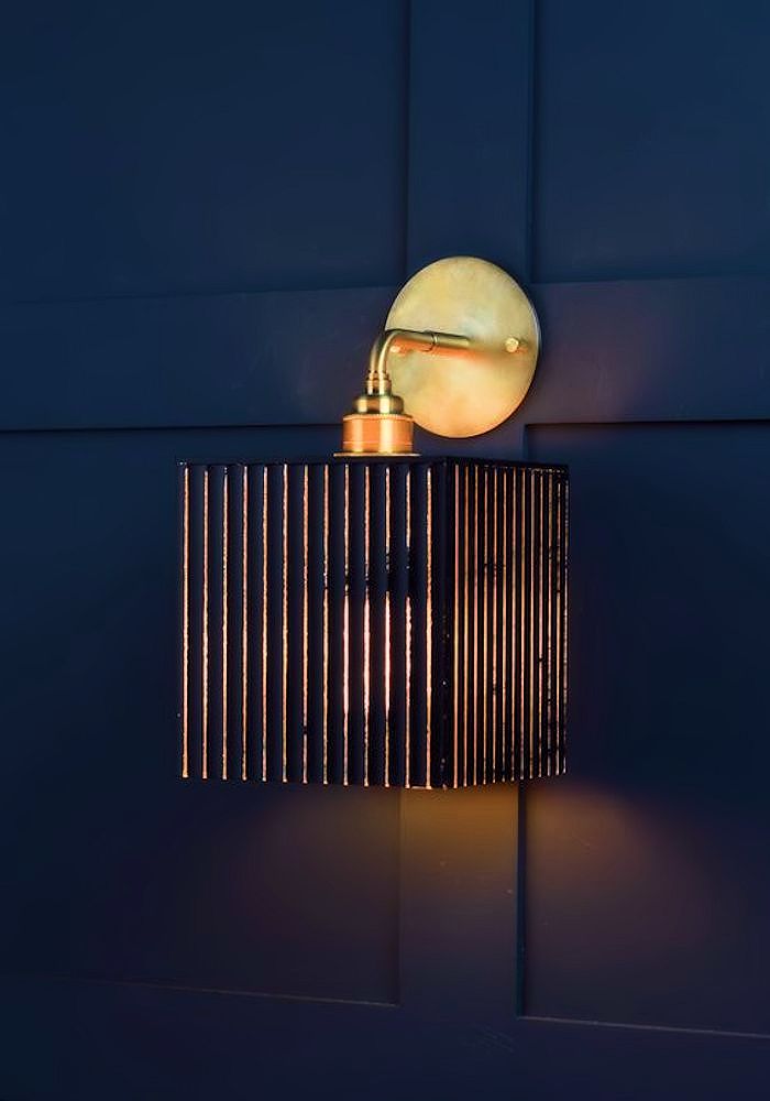 BLACK &amp; GOLD WALL LIGHT - BRUSHED BRASS BASE - THE LIGHT YARD
