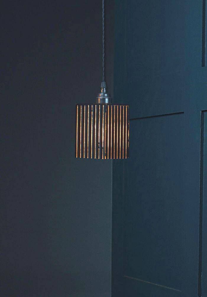 BLACK AND GOLD PENDANT LIGHT - HANGING CEILING LIGHT - SUSPENDED CEILING LIGHTING 